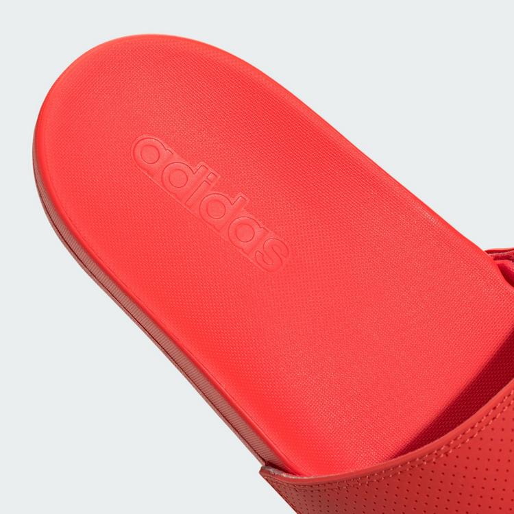 adidas adidas ADILETTE COMFORT AUDI REVOLUT F1 TEAM Slipper - Hi-Res Red / Hi-Res Red / Chalk Pearl - 7 | SportScheck