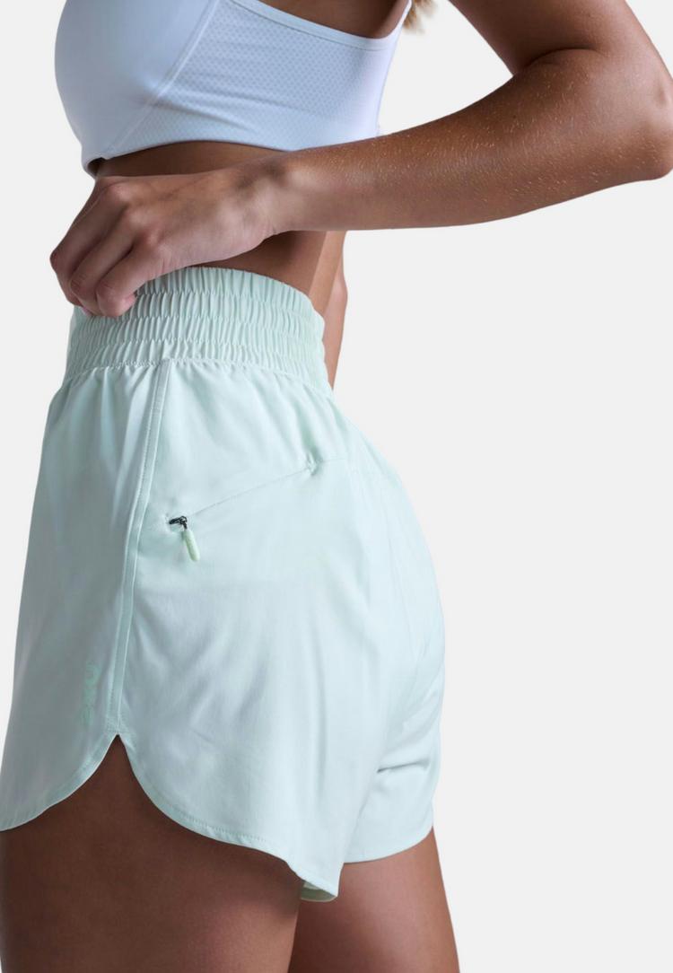 2XU 2XU Aero Hi-Rise 4 Inch Shorts Tights Damen - mint dust-mint reflective - 6 | SportScheck