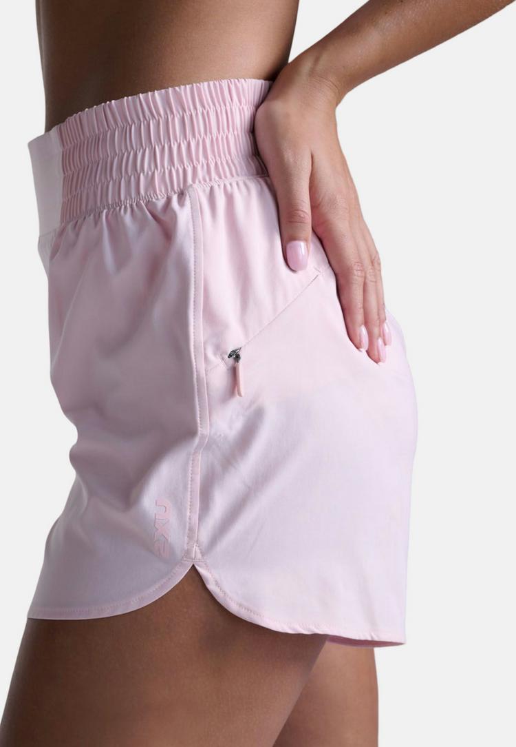 2XU 2XU Aero Hi-Rise 4 Inch Shorts Tights Damen - pink frost-pink reflective - 6 | SportScheck