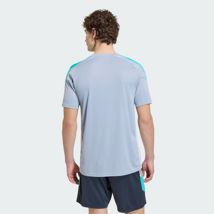adidas adidas TIRO 26 ESSENTIALS TRIKOT Trikot Herren - Halo Silver / Mint Rush / White - 1 | SportScheck