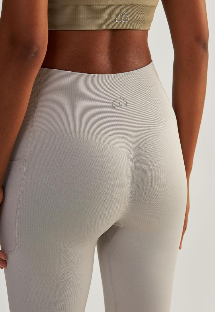 BeShaped BeShaped Lift Me Up Tights Damen - Light Grey - 0 | SportScheck