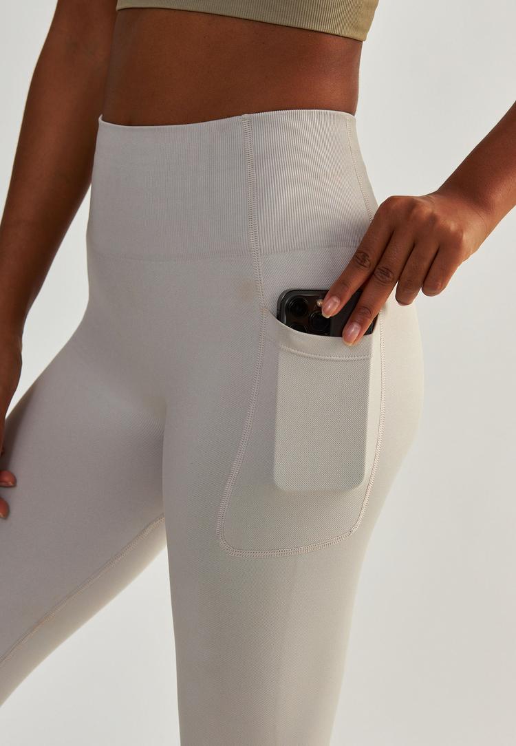 BeShaped BeShaped Lift Me Up Tights Damen - Light Grey - 2 | SportScheck