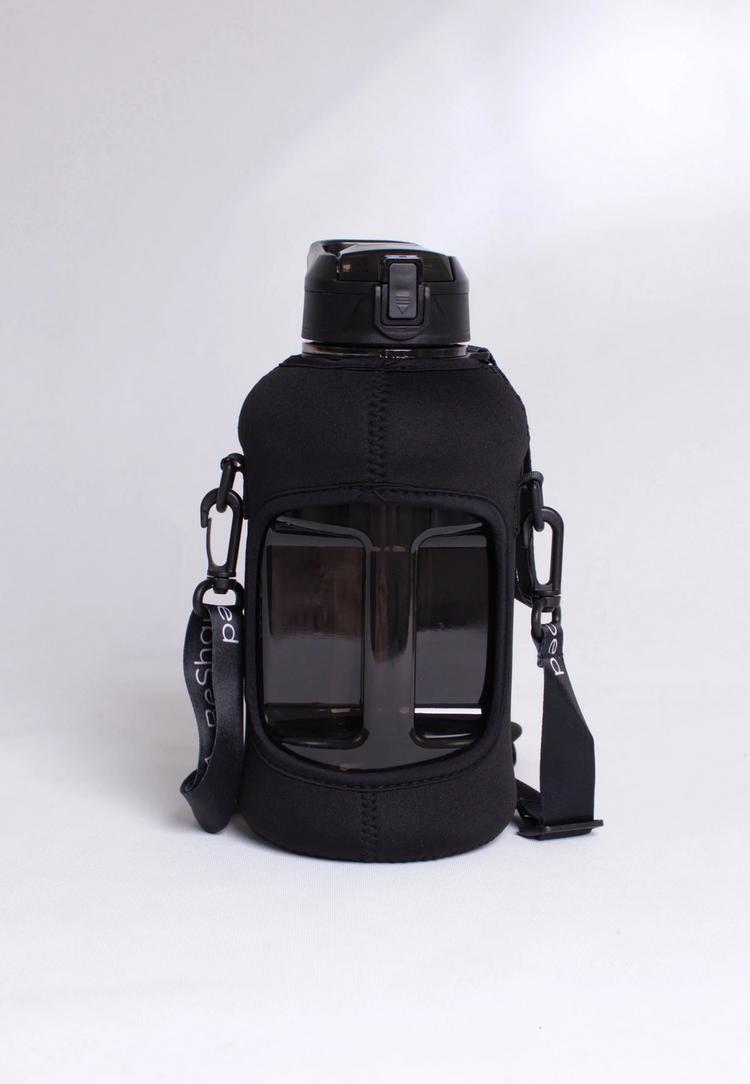 BeShaped BeShaped Waterfles met tas Trinkflasche - Black - 0 | SportScheck