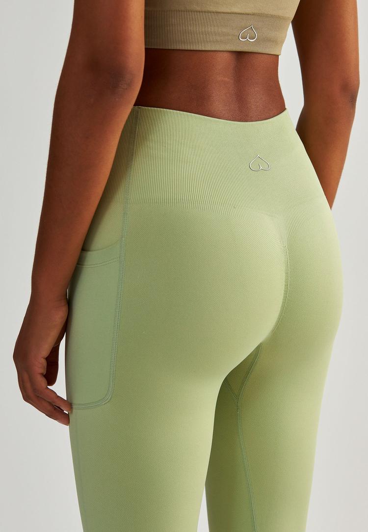 BeShaped BeShaped Lift Me Up Tights Damen - Light Green - 0 | SportScheck