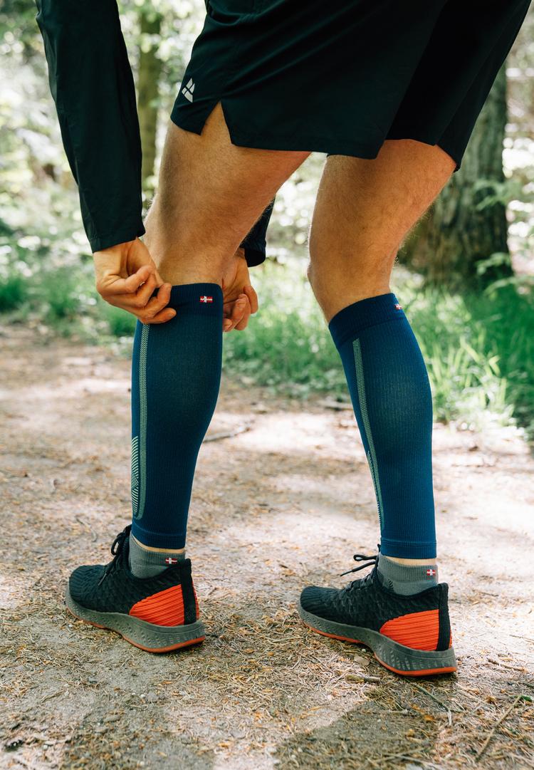 DANISH ENDURANCE DANISH ENDURANCE Long Distance Low-Cut Socken - black/blue/grey - 1 | SportScheck