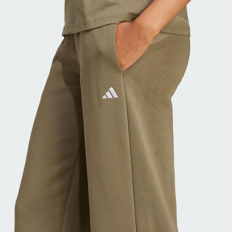 adidas adidas Essentials Small Logo Feel Cozy Funktionshose Damen - Olive Strata / White - 0 | SportScheck