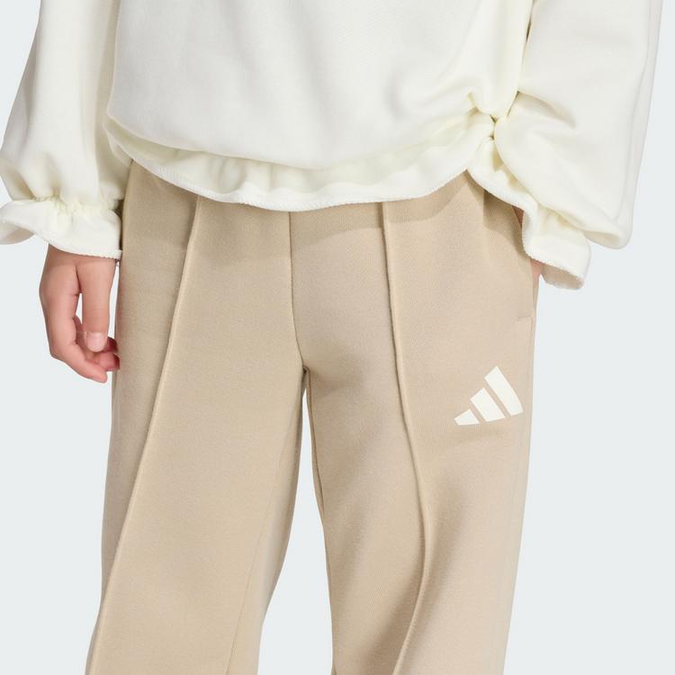 adidas adidas Seasonals Sweatset, R&uuml;schen Trainingsanzug Kinder - Off White / White - 1 | SportScheck