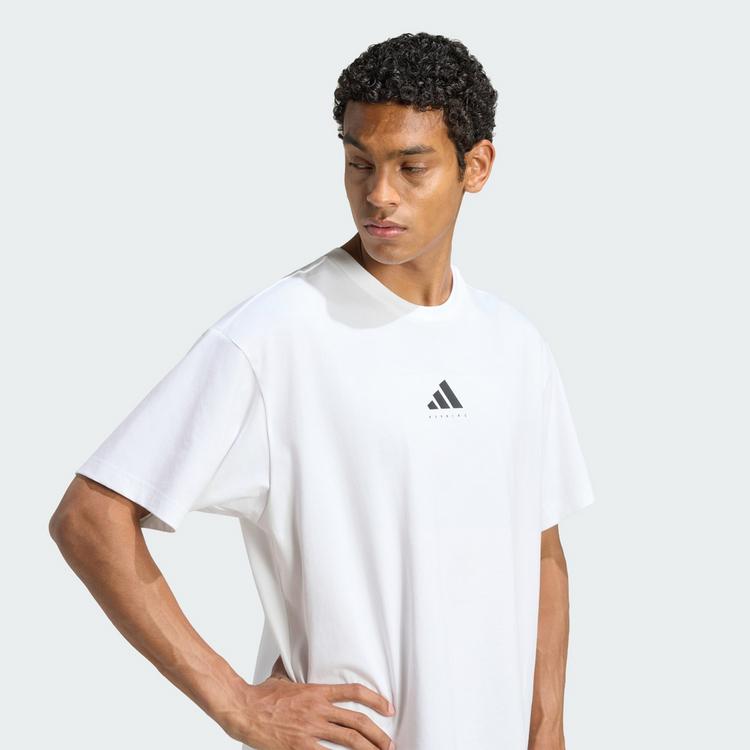 adidas adidas RUNNING CATEGORY GRAFIK T-SHIRT T-Shirt - White - 0 | SportScheck