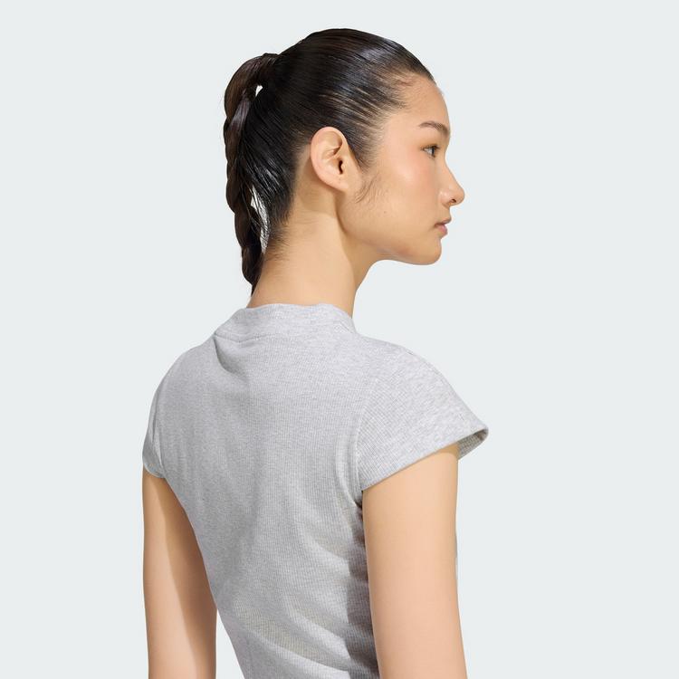 adidas adidas ADIDAS KIT T-SHIRT, GERIPPT, KLEINES T-Shirt Damen - Light Grey Heather - 1 | SportScheck