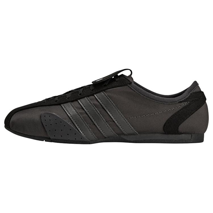 adidas adidas adidas by Stella McCartney Sportswear Sneaker Damen - Core Black / Core Black / Core Black - 0 | SportScheck