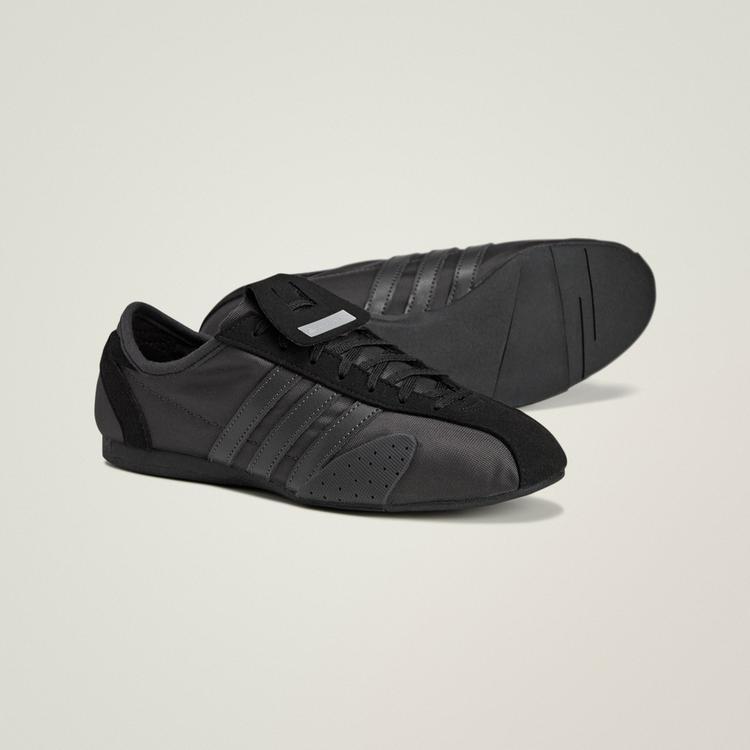 adidas adidas adidas by Stella McCartney Sportswear Sneaker Damen - Core Black / Core Black / Core Black - 3 | SportScheck