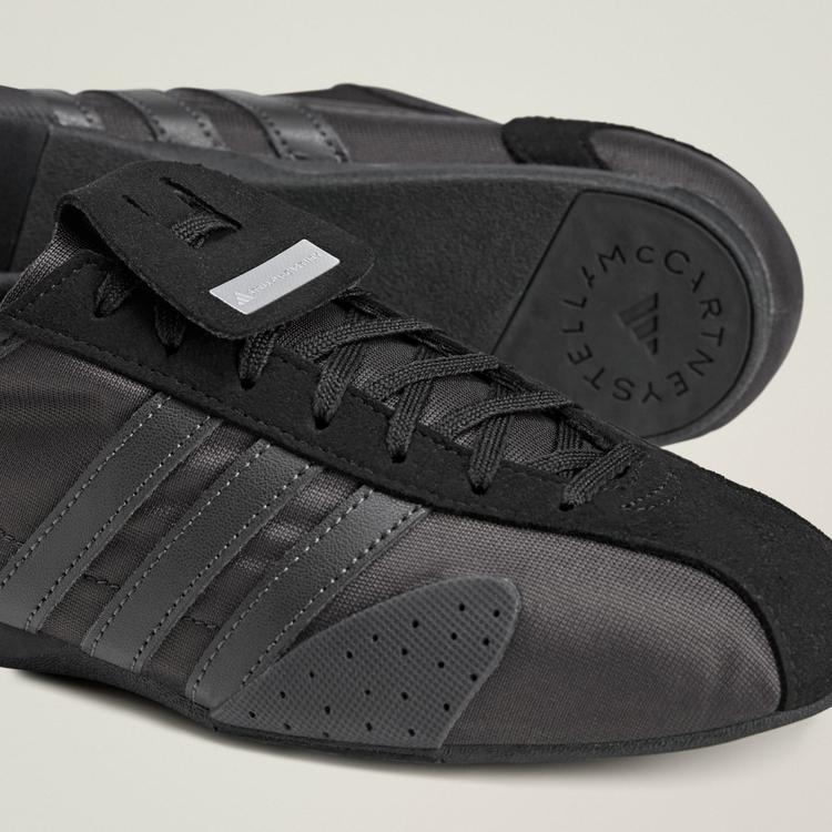adidas adidas adidas by Stella McCartney Sportswear Sneaker Damen - Core Black / Core Black / Core Black - 6 | SportScheck