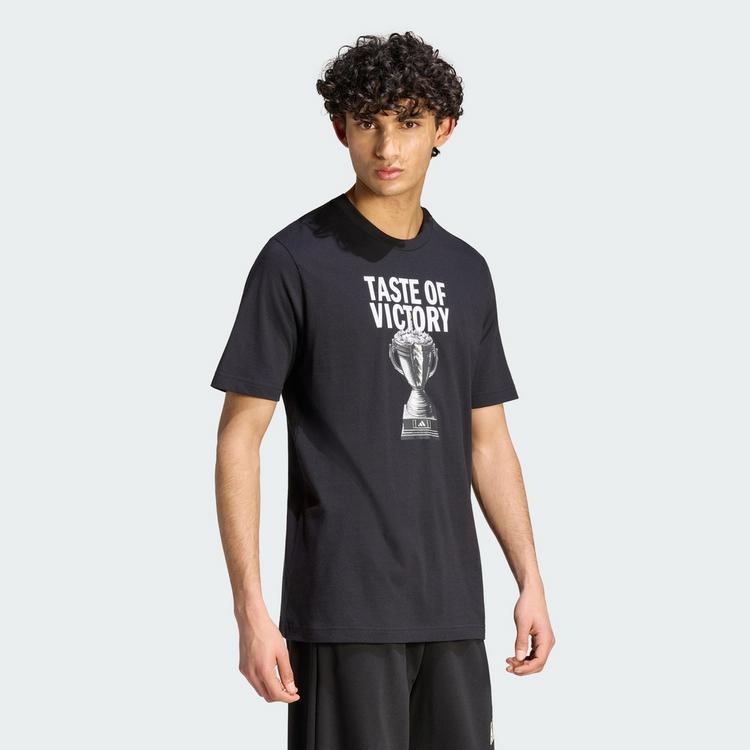 adidas adidas TASTE OF VICTORY CAKE GRAFIK T-SHIRT T-Shirt Herren - Black - 0 | SportScheck