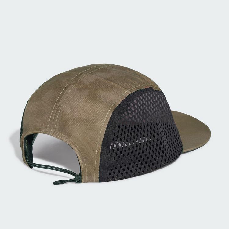 adidas adidas Running Graphic Kappe Cap - Khaki Six - 0 | SportScheck