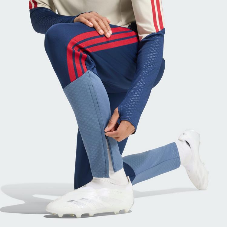 adidas adidas FC Bayern M&uuml;nchen 26/27 Trainingshose Trainingshose Herren - Night Indigo / Preloved Ink - 1 | SportScheck