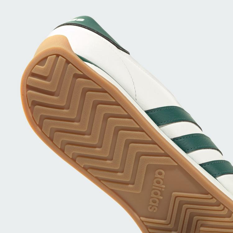 adidas adidas RUNVISTA SCHUH Sneaker Herren - Core White / Collegiate Green / Gum - 7 | SportScheck