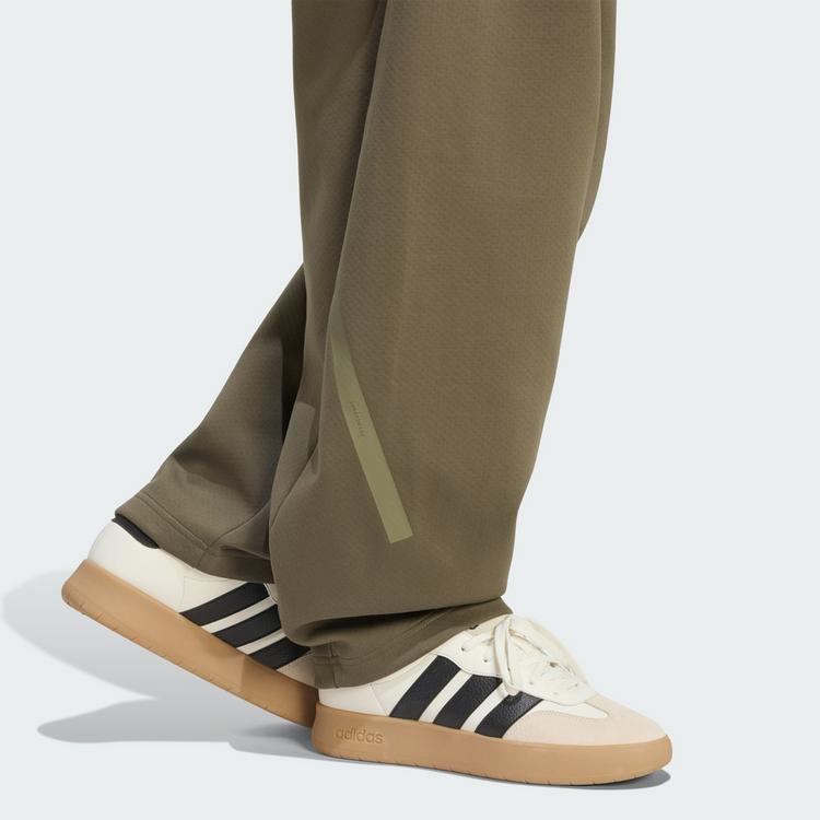 adidas adidas ADIDAS Z.N.E. HOSE OFFENER SAUM Freizeithose Herren - Olive Strata - 1 | SportScheck