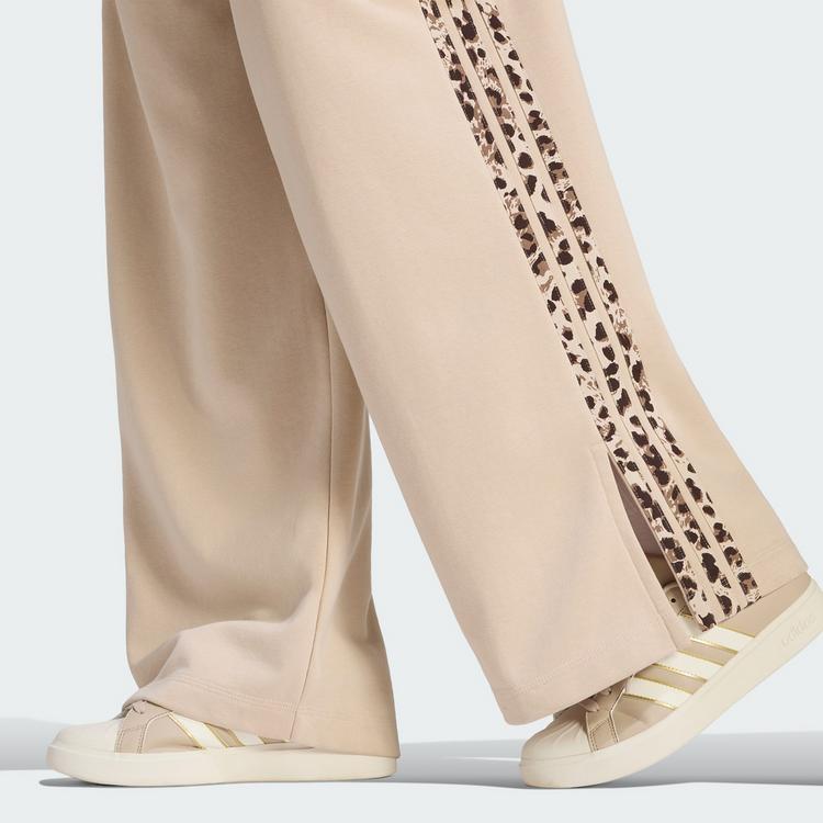 adidas adidas Seasonal Essentials 3-Streifen-Hosen, Stoffhose Damen - Crystal Linen / Multicolor / Crystal Linen - 1 | SportScheck