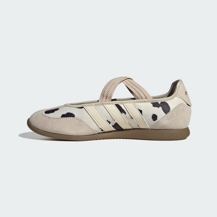 adidas adidas BARREDA MARY JANE SCHUH Sneaker Damen - Wonder White / Wonder White / Crystal Linen - 5 | SportScheck