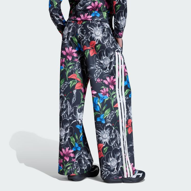 adidas adidas ADIDAS X FARM RIO HOUSE OF TIRO Stoffhose Damen - Black / Cream White / Multicolor - 1 | SportScheck