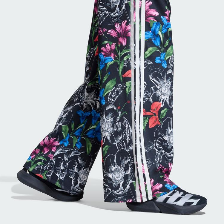 adidas adidas ADIDAS X FARM RIO HOUSE OF TIRO Stoffhose Damen - Black / Cream White / Multicolor - 1 | SportScheck