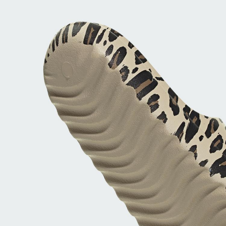 adidas adidas ADILETTE LUMIA BADESCHLAPPEN Badelatschen - Crystal Linen / Core Black / Khaki Six - 7 | SportScheck