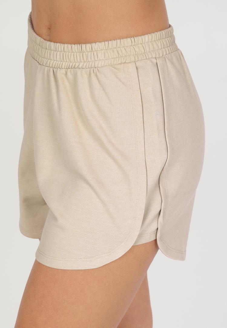 NOU NOU Vacay Shorts Damen - 1308 Nou Sand - 2 | SportScheck
