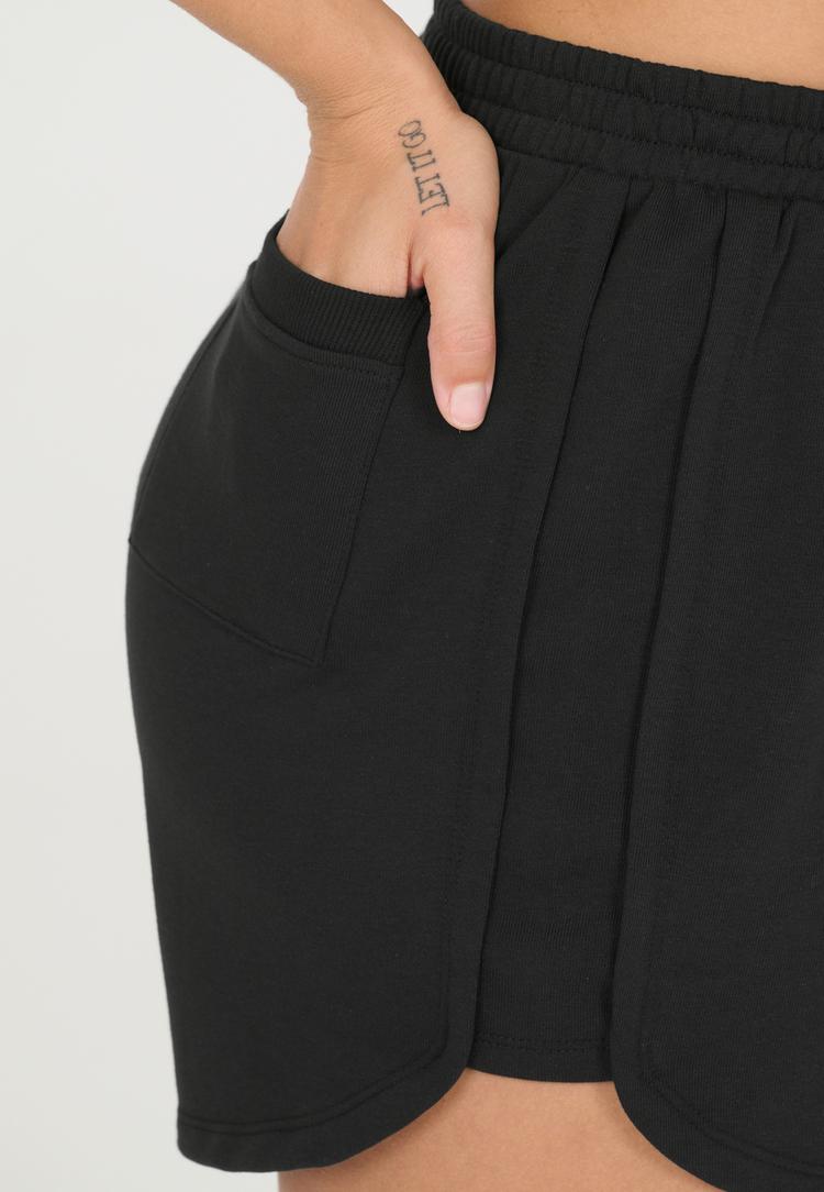 NOU NOU Vacay Shorts Damen - 1001 Black - 0 | SportScheck