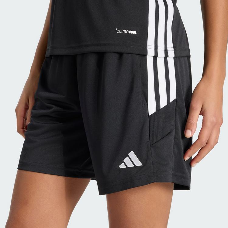 adidas adidas TIRO 26 ESSENTIALS SHORTS Shorts Damen - Black / Black / White - 0 | SportScheck