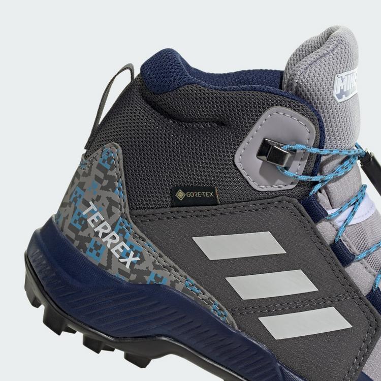 adidas adidas adidas Minecraft Terrex Mid GORE-TEX Wanderschuhe Kinder - Glory Grey / Grey One / Grey Five - 7 | SportScheck
