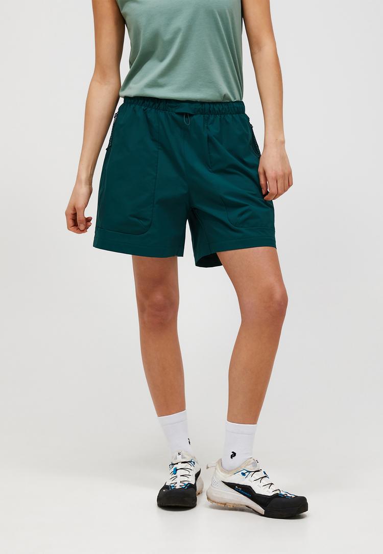 Peak Performance Peak Performance Cargoshorts Damen - PONDEROSA PINE - 1 | SportScheck