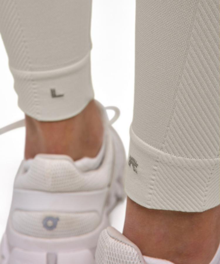 Falke Falke Yoga Tights Tights Damen - off-white (2040) - 3 | SportScheck