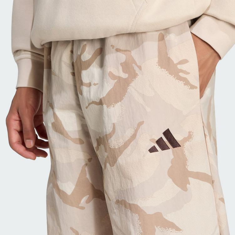 adidas adidas Seasonal Essentials Parachute-Hose, Stoffhose Herren - Multicolor / Chalky Brown / Crystal Linen / Light Brown - 0 | SportScheck