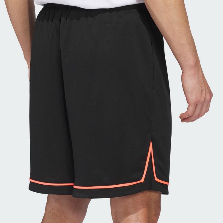 adidas adidas adidas Basketball Badge of Sport Shorts Basketball-Shorts Herren - Black / Solar Turbo - 1 | SportScheck