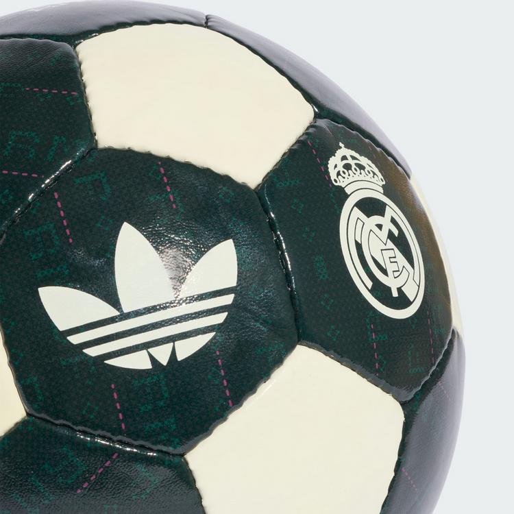 adidas adidas Real Madrid Club Ausw&auml;rtsball Fu&szlig;ball - Aurora Ivy / Ivory - 0 | SportScheck