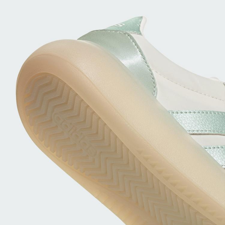 adidas adidas BARREDA DECODE SCHUH Sneaker Damen - Core White / Linen Green Met. / Core White - 6 | SportScheck