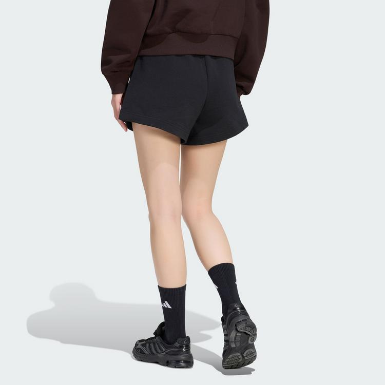 adidas adidas ADIDAS KIT SHORTS, KLEINES LOGO Shorts Damen - Black - 1 | SportScheck