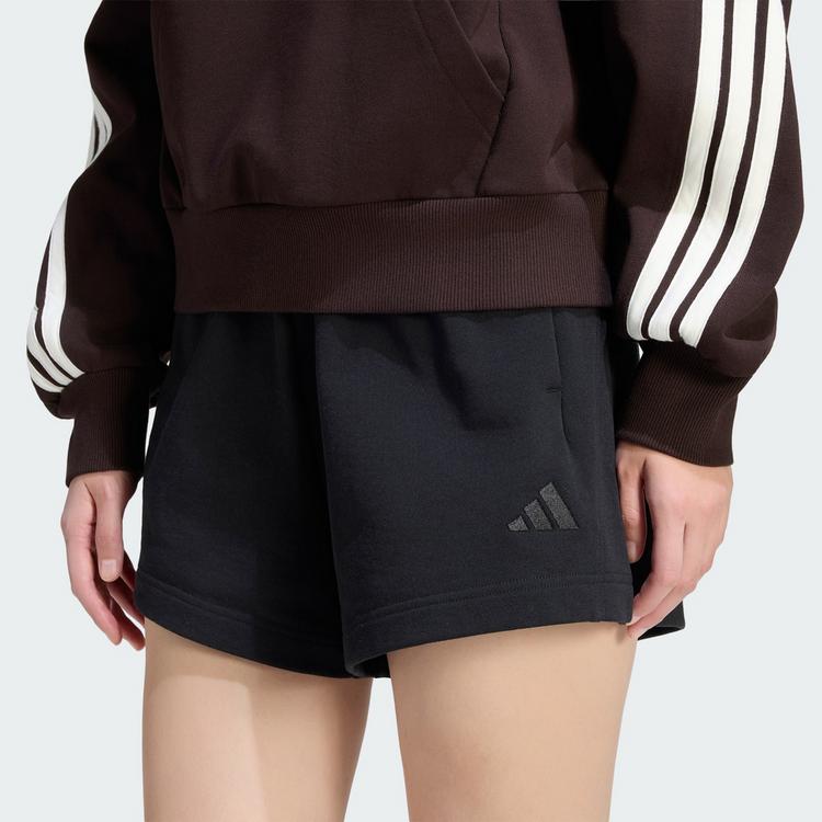 adidas adidas ADIDAS KIT SHORTS, KLEINES LOGO Shorts Damen - Black - 0 | SportScheck