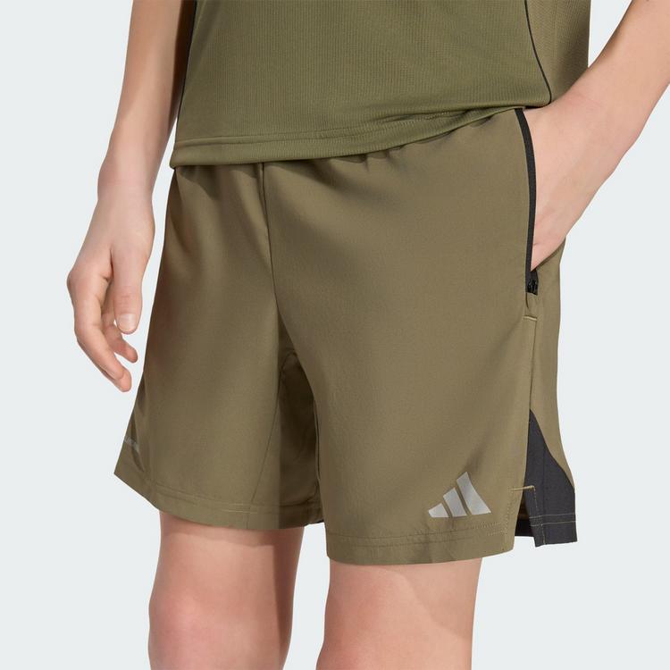 adidas adidas TECH APPAREL SHORTS Fu&szlig;ballshorts Kinder - Olive Strata / Black / Reflective Silver - 0 | SportScheck