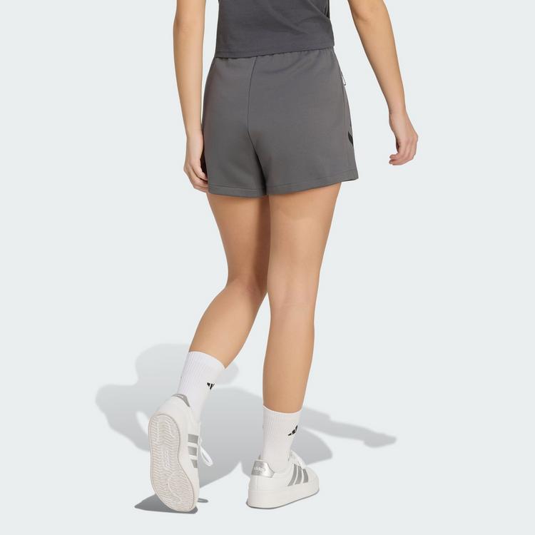 adidas adidas ADIDAS Z.N.E. SHORTS Shorts Damen - Grey Five - 1 | SportScheck