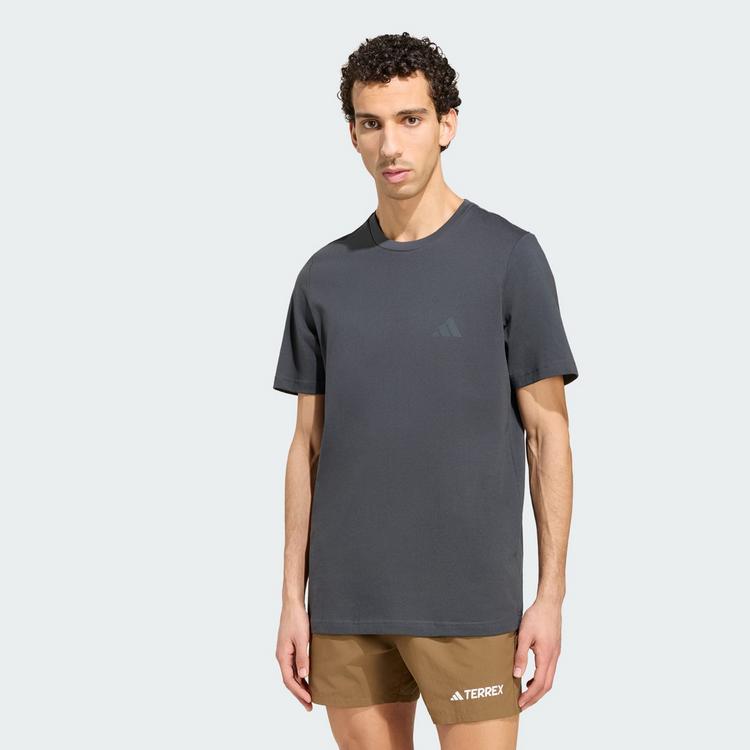 adidas adidas TERREX MOUNTAIN GRAPHIC T-SHIRT Kletterschuhe Herren - Carbon - 0 | SportScheck