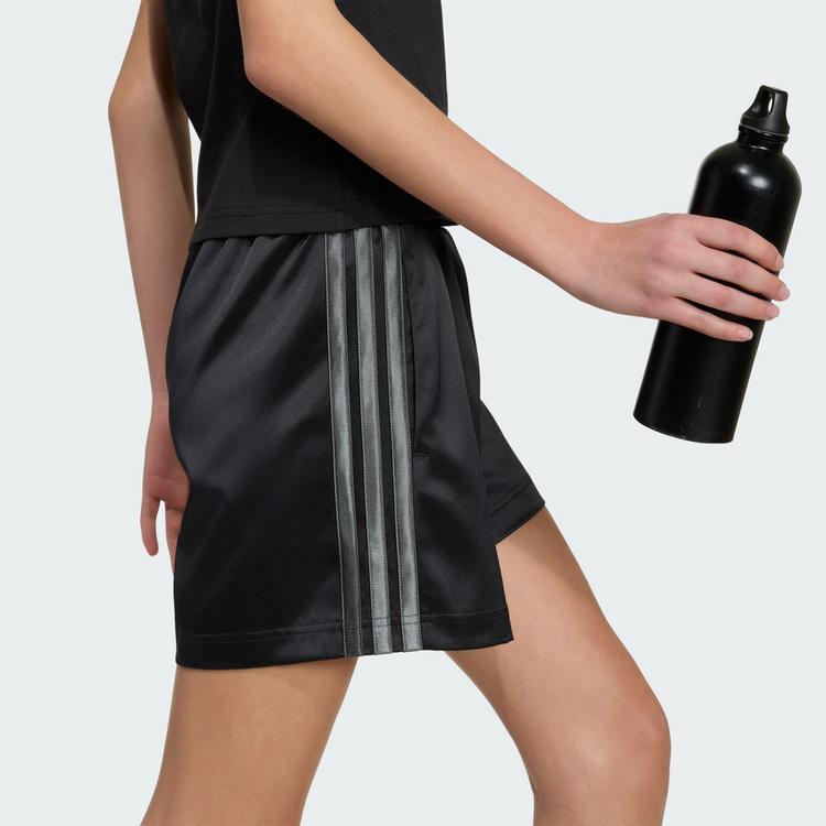 adidas adidas SATIN SHORTS Shorts Kinder - Black / Grey Six - 0 | SportScheck