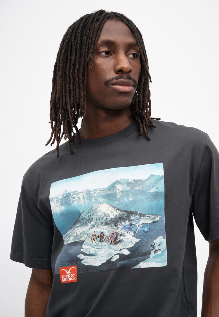Cleptomanicx Cleptomanicx New Holiday Printshirt Herren - Blue Graphite - 3 | SportScheck