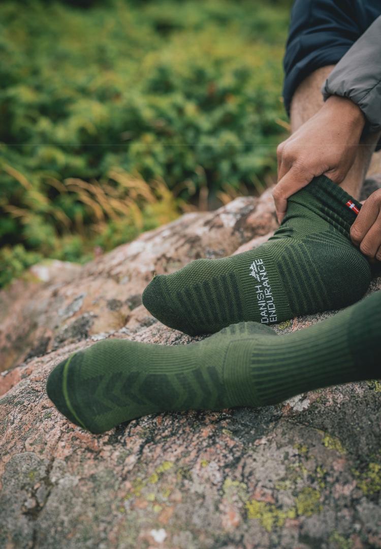 DANISH ENDURANCE DANISH ENDURANCE Light Hiking Crew Socken - black olive green - 0 | SportScheck