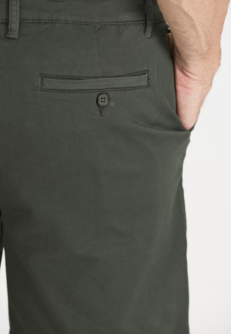 NOU NOU Quentin Shorts Herren - 3274 Dark Emerald - 2 | SportScheck