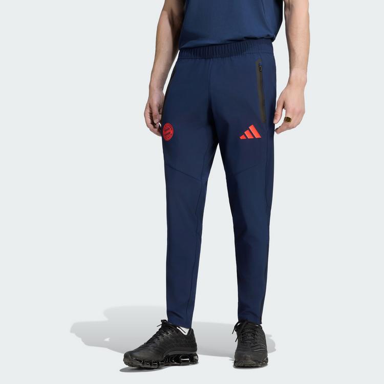 adidas adidas FC Bayern M&uuml;nchen Tiro Reisehose Trainingshose Herren - Night Indigo / Hi-Res Red - 0 | SportScheck
