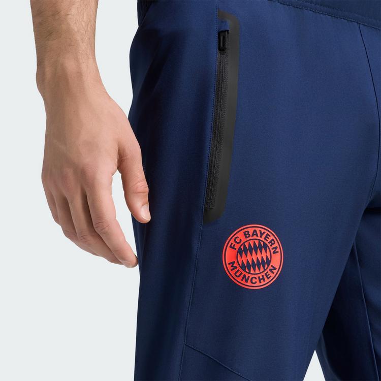 adidas adidas FC Bayern M&uuml;nchen Tiro Reisehose Trainingshose Herren - Night Indigo / Hi-Res Red - 0 | SportScheck