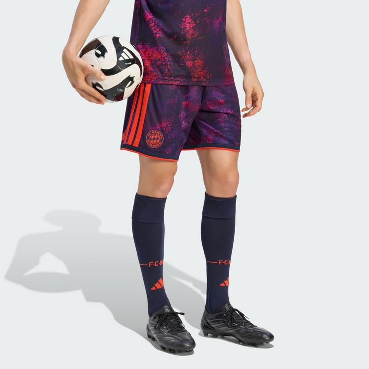 adidas adidas FC Bayern M&uuml;nchen 26/27 Kids Shorts Herren - Multicolor - 1 | SportScheck