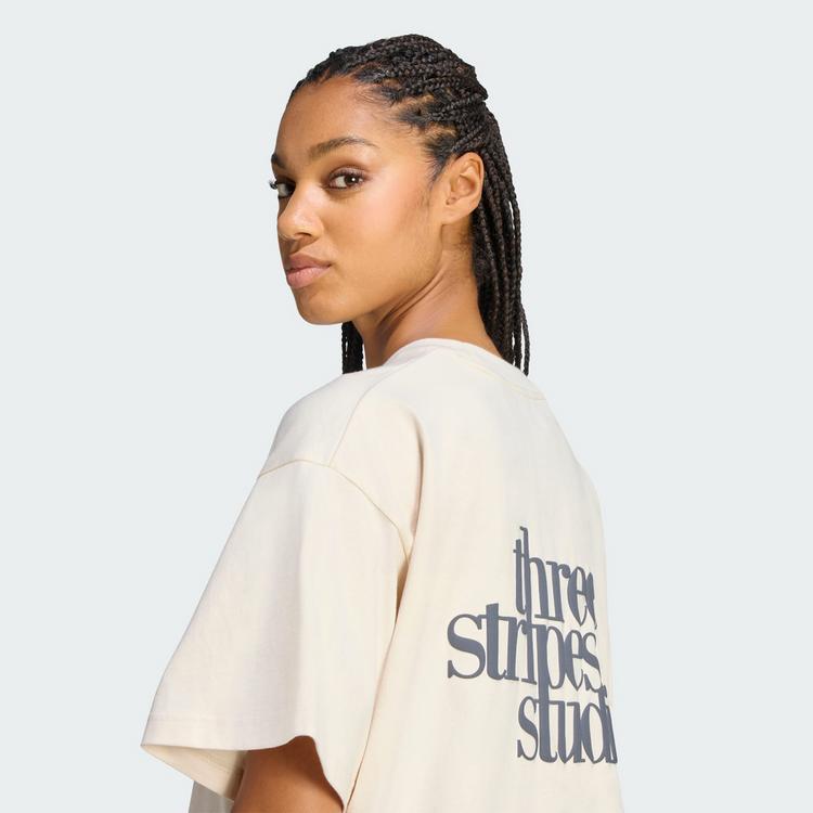 adidas adidas 3 STRIPES STUDIO BOYFRIEND T-SHIRT T-Shirt Damen - Wonder White - 1 | SportScheck