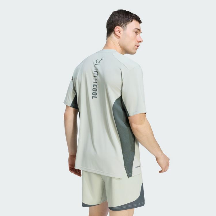 adidas adidas TECH APPAREL COLORBLOCK T-SHIRT Funktionsshirt Herren - Halo Green / Legend Ivy - 1 | SportScheck